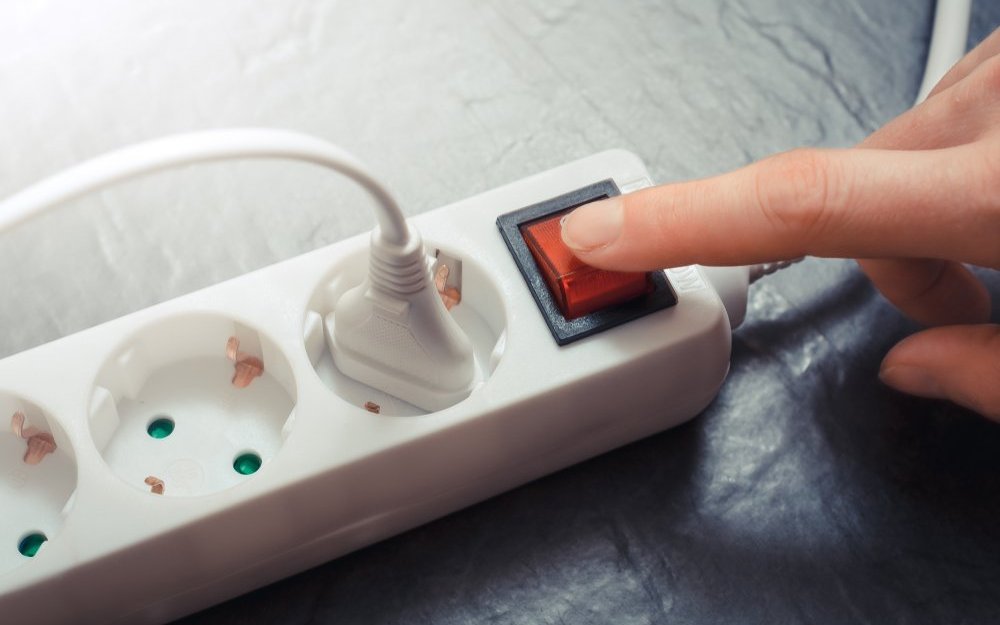 Studien zeigen, dass der Ausbau erneuerbarer Energien zwar Fortschritte macht, aber gleichzeitig mit Herausforderungen verbunden ist.