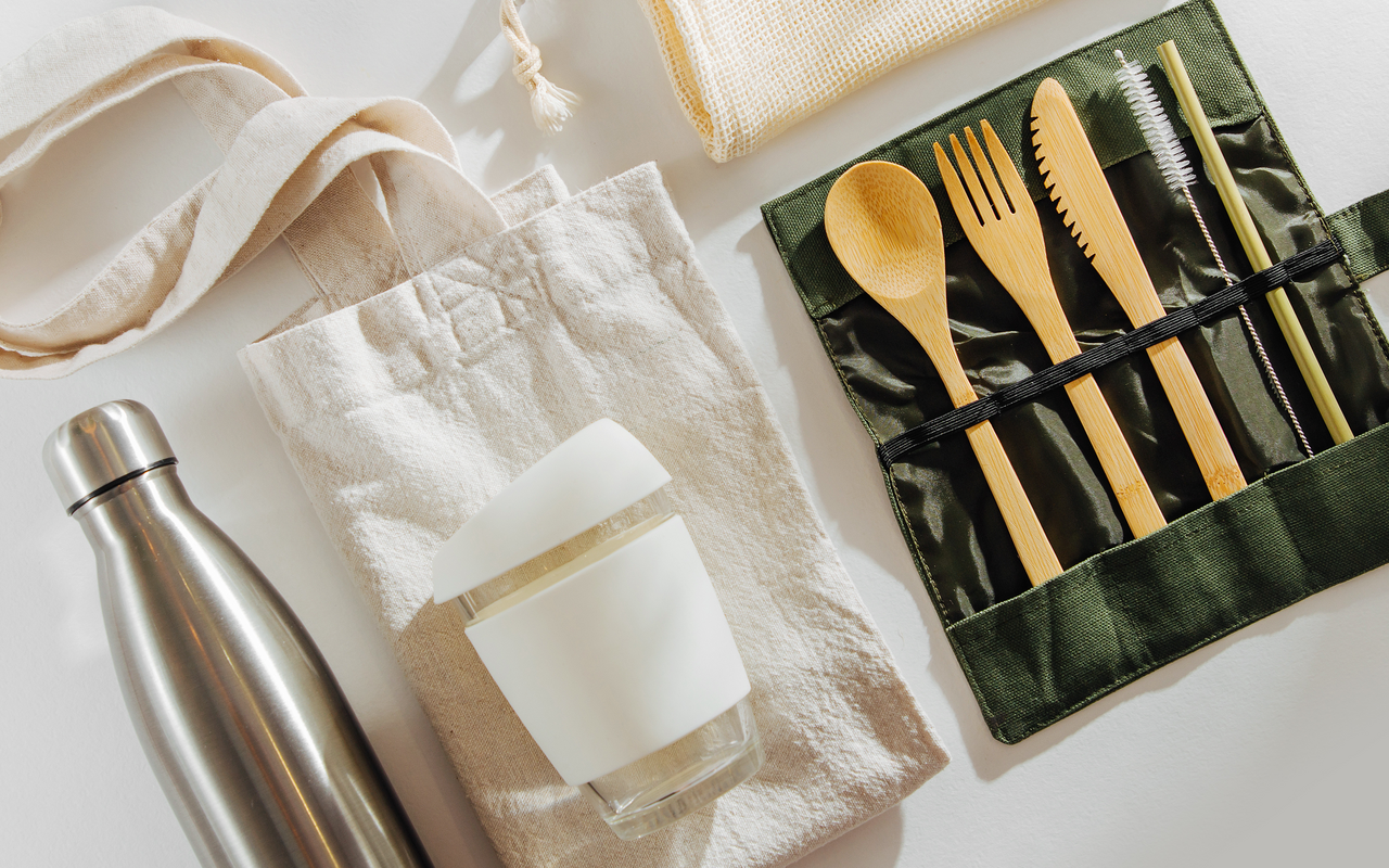 Mehrweggeschirr kann etwas mehr Nachhaltigkeit in den Alltag bringen.